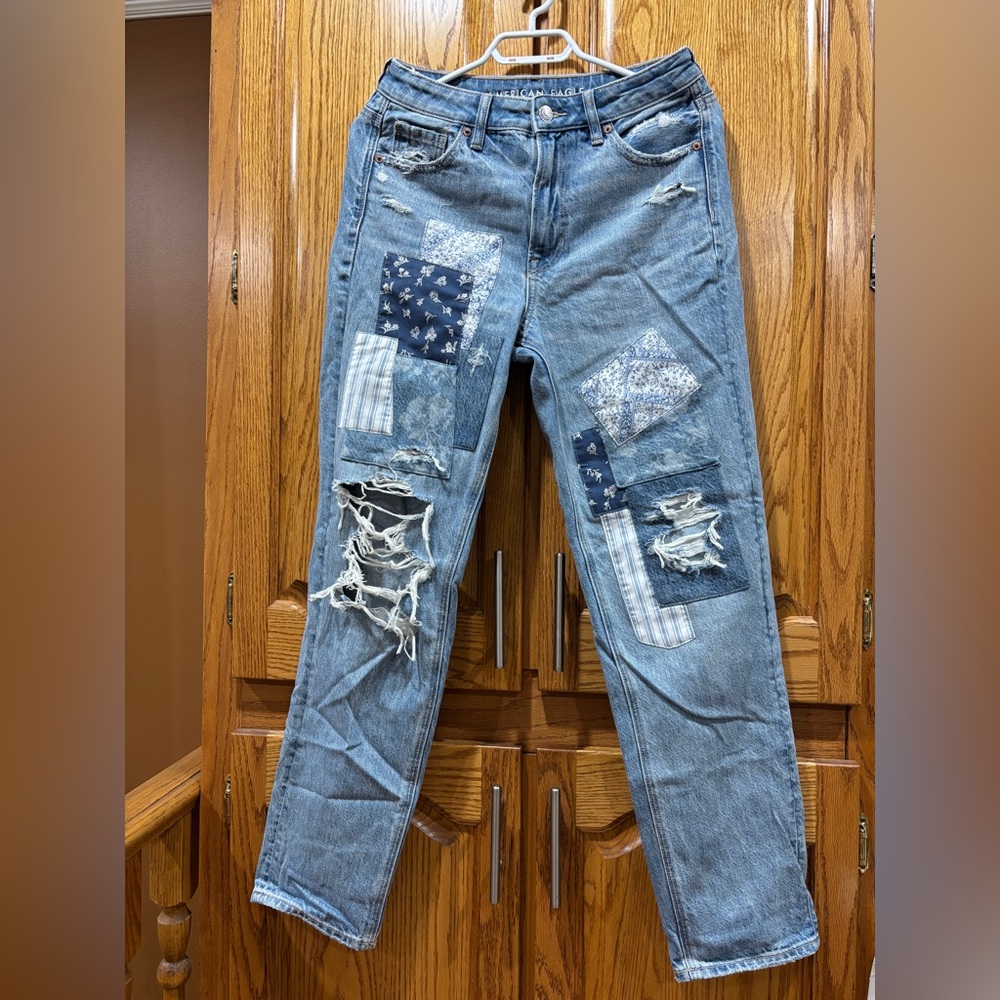 American Eagle Outfitters Light Blue Denim Jeans with Embroidered Logo